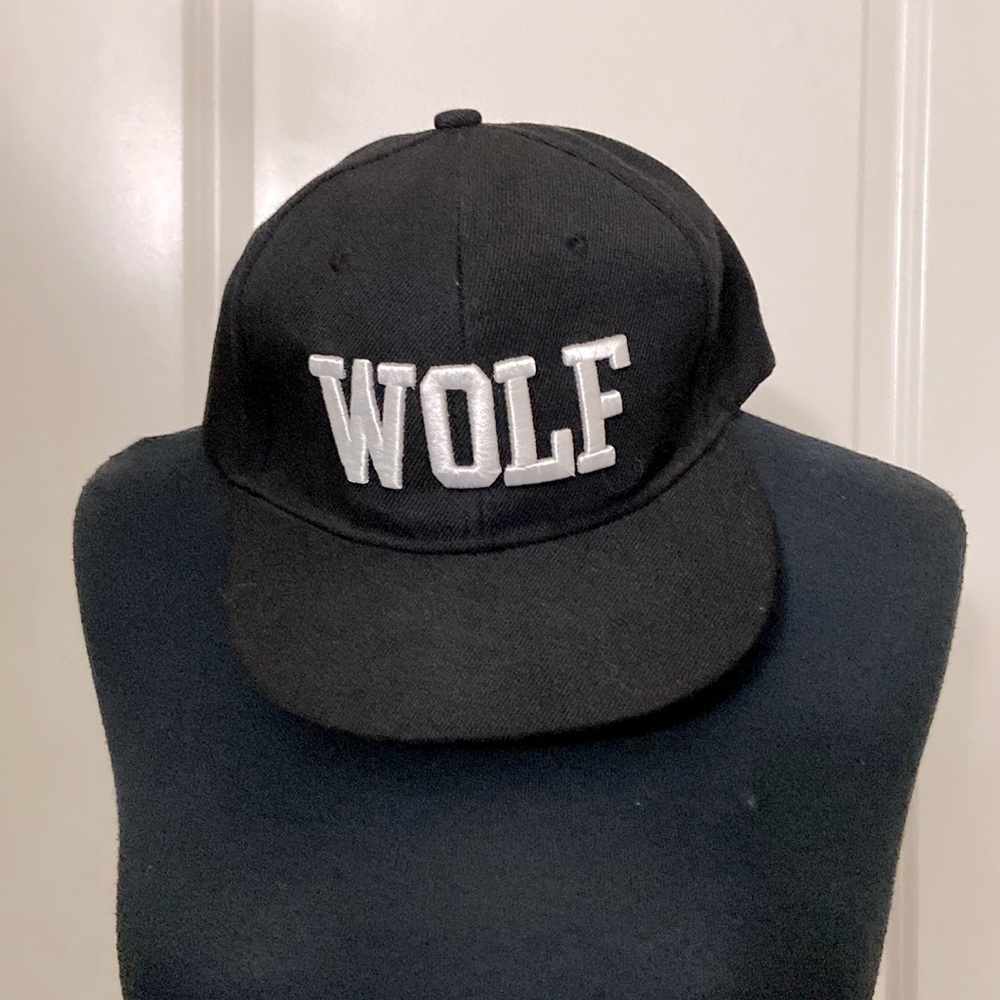 Wolf Snap Back Hat